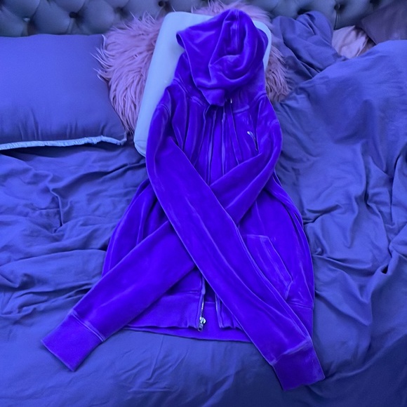 PINK Victoria’s Secret Purple Velour Zippered Jacket - Picture 2 of 3